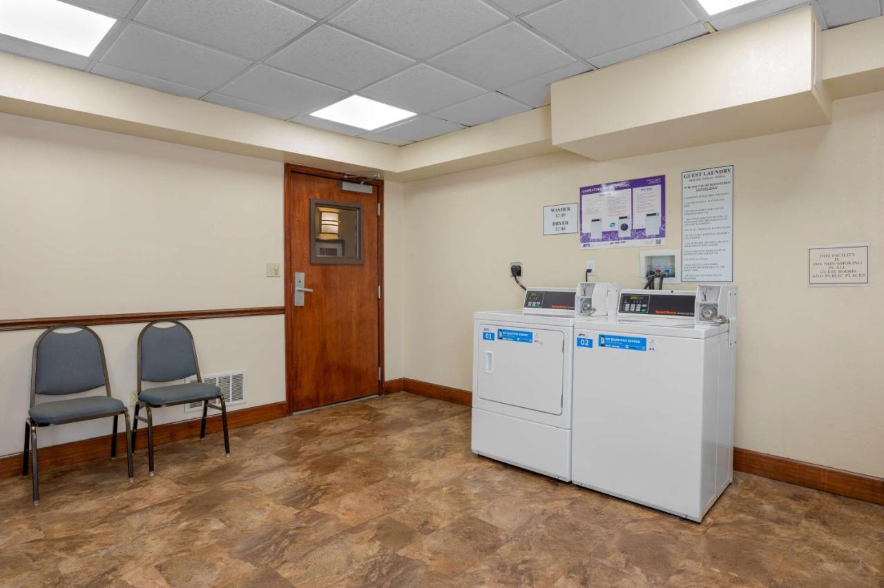 Best Western Louisville East Inn & Suites מראה חיצוני תמונה