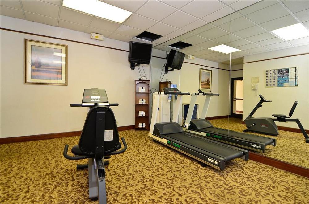 Best Western Louisville East Inn & Suites מתקנים תמונה
