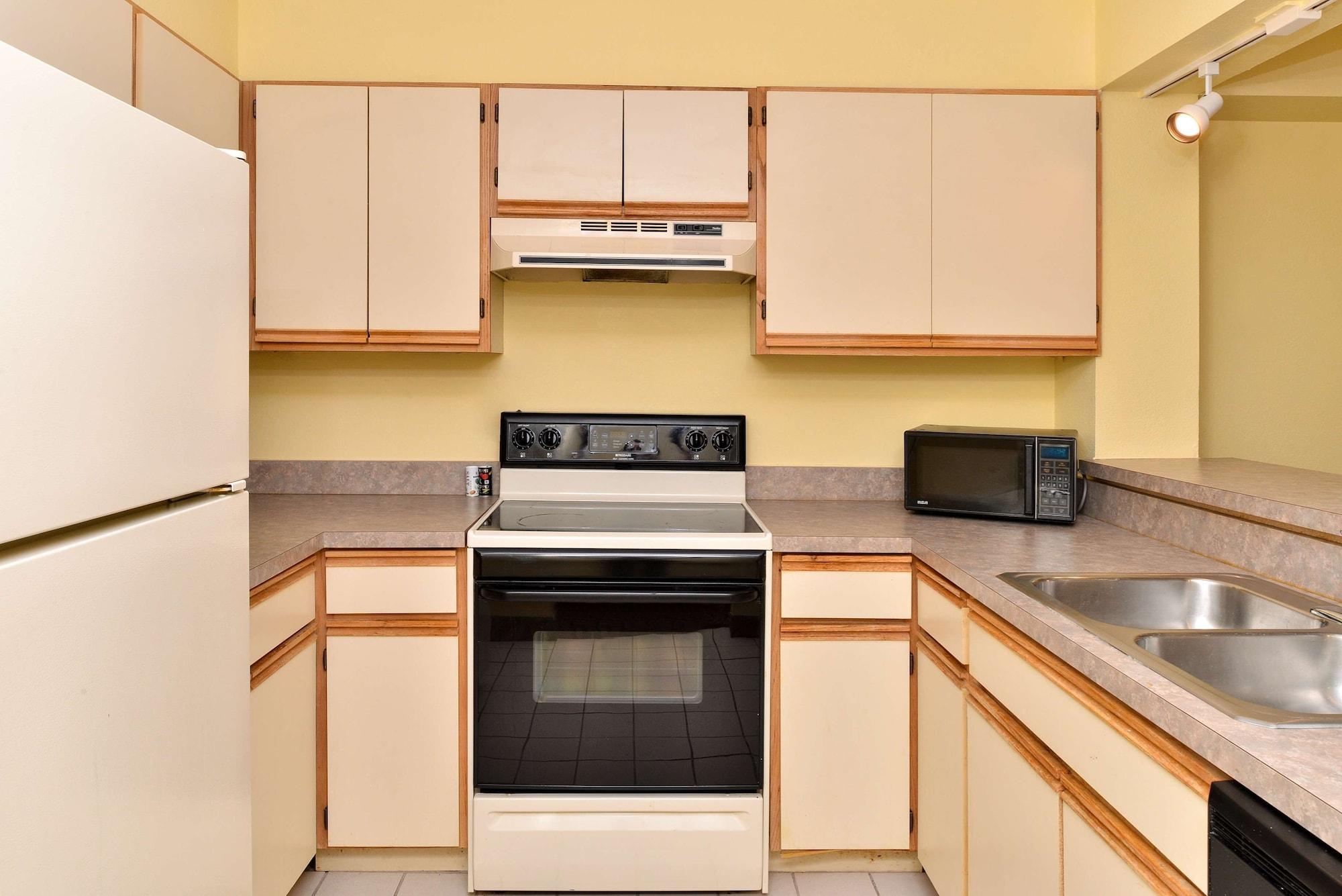 Best Western Louisville East Inn & Suites מראה חיצוני תמונה
