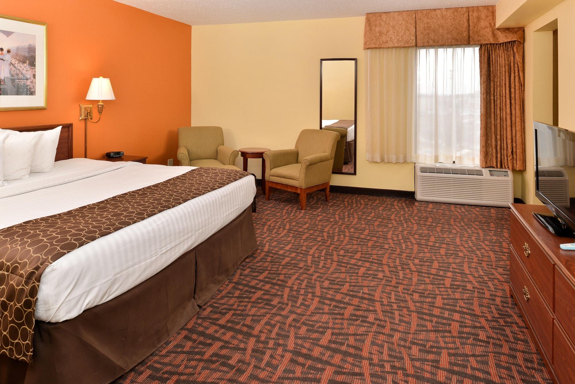 Best Western Louisville East Inn & Suites מראה חיצוני תמונה