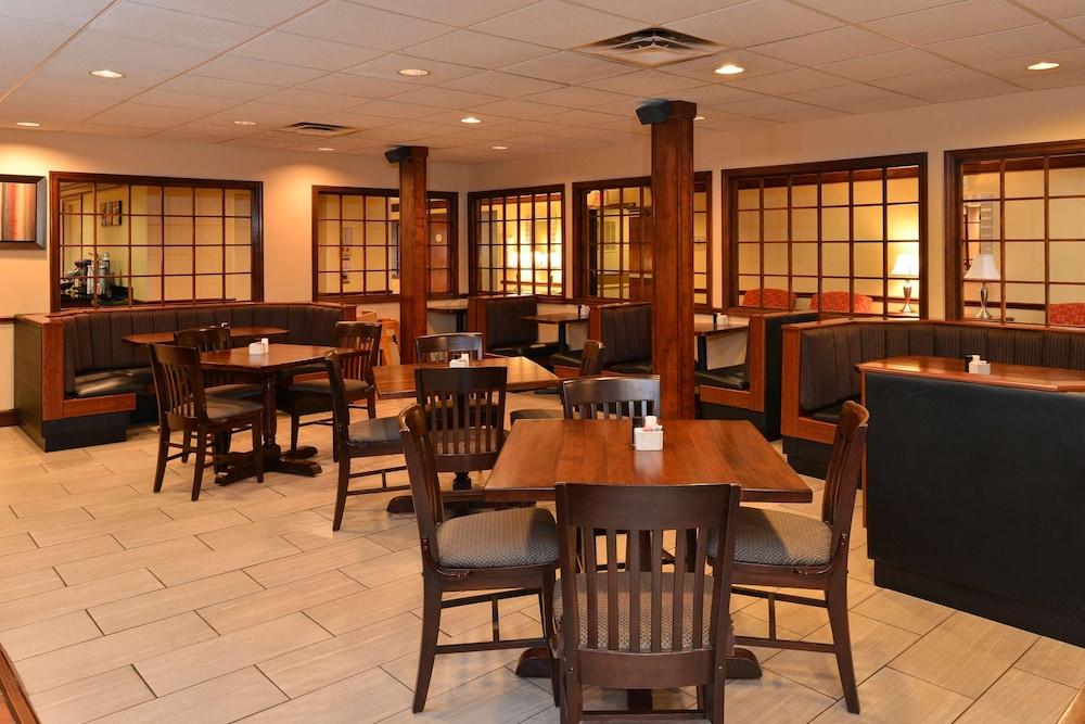 Best Western Louisville East Inn & Suites מראה חיצוני תמונה